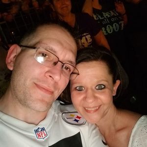 Meet your Posher, Holly